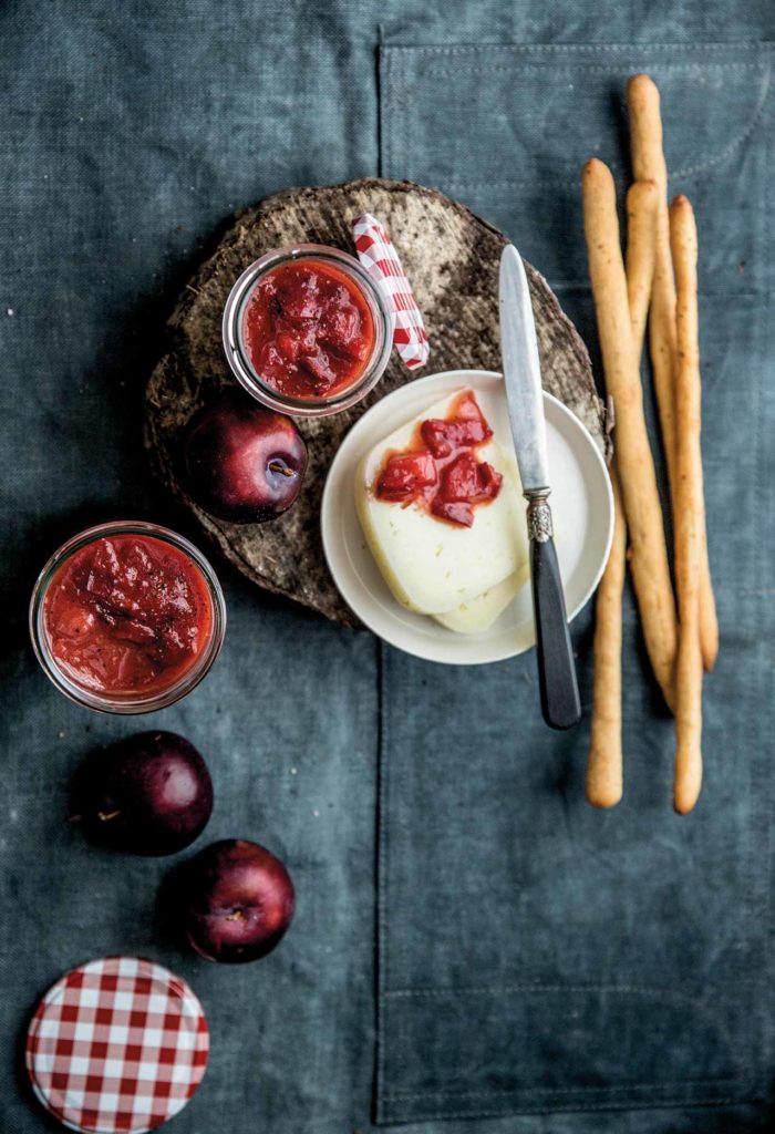 Sweet-and-sour plum, red pepper and apple sauce